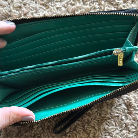 Fossil Black Leather Wallet with Wrist Strap - Picture 2 of 3